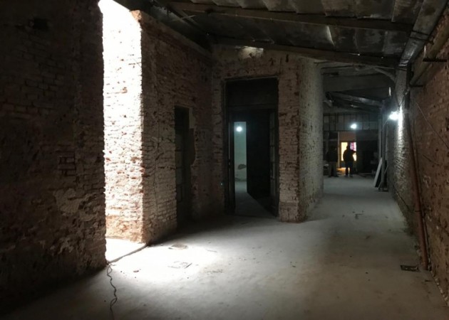 Gran local de 8,66 x 56 mts. Ideal para supermercado o emprendimiento gastronómico. Excelente zona!
